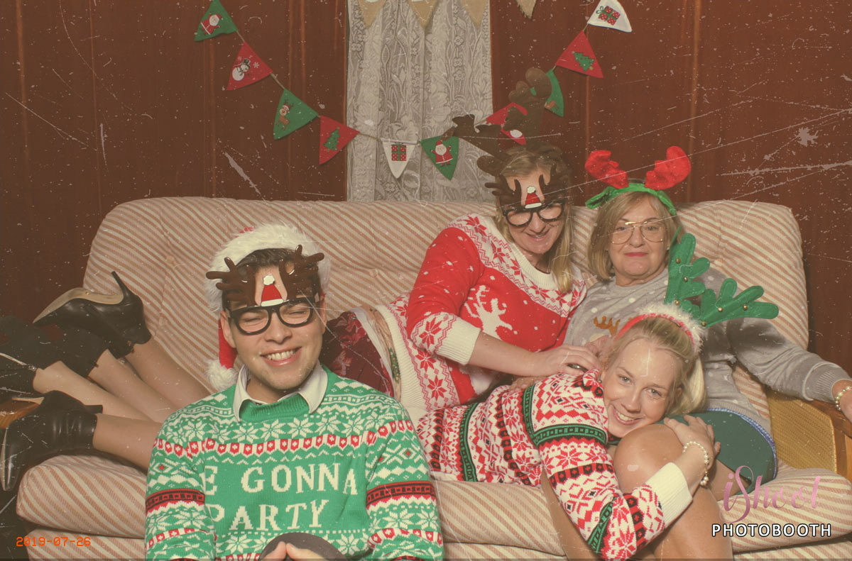 funny family christmas photos with santa